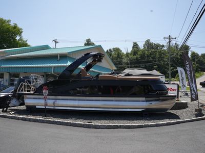2026 Harris 230 Grand Mariner — front three-quarter view
