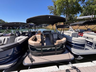 2026 Starcraft EXS 3 Q — front three-quarter view