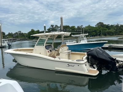 2019 Scout 275 LXF — front three-quarter view