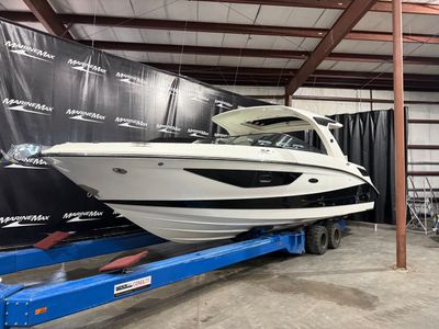 2026 Sea Ray 350 SLX — front three-quarter view