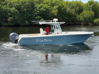 2023 Sailfish 290 CC — front three-quarter view