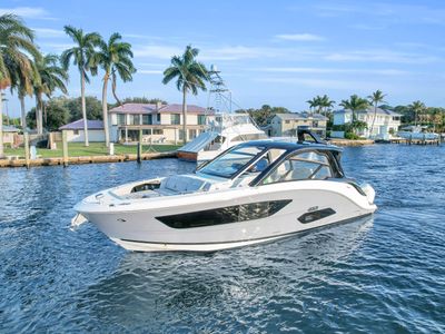 2023 Sea Ray 370 Sundancer — front three-quarter view