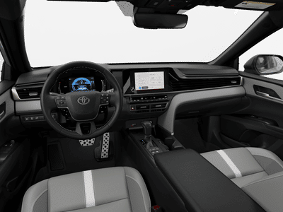 2026 Toyota Camry - Photo 5