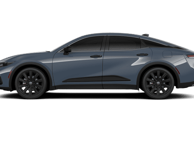 2026 Toyota Crown - Photo 3
