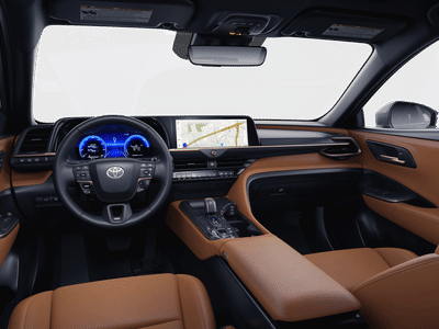 2026 Toyota Toyota Crown Signia - Photo 5