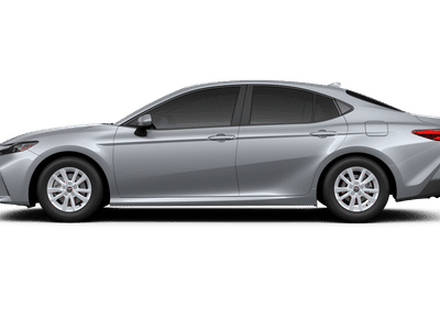 2026 Toyota Camry - Photo 3