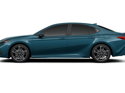 2026 Toyota Camry - Photo 8