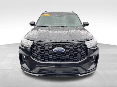 2025 Ford Explorer — side profile view