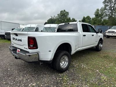 2026 RAM 3500 — detail view