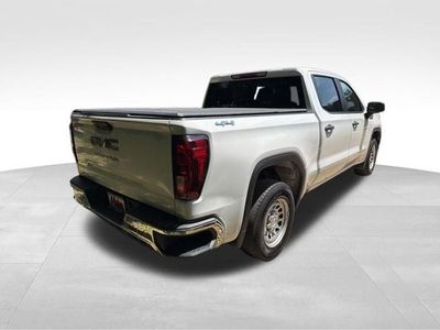 2023 GMC Sierra 1500 — interior view