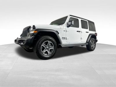 2022 Jeep Wrangler — side profile view