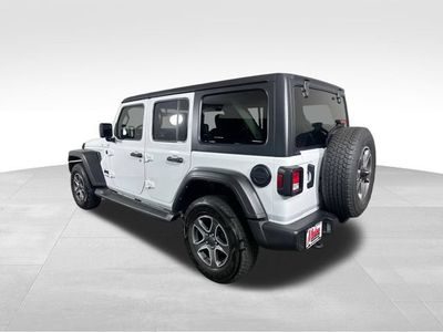 2022 Jeep Wrangler — interior view
