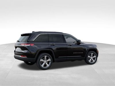 2026 Jeep Grand Cherokee — detail view