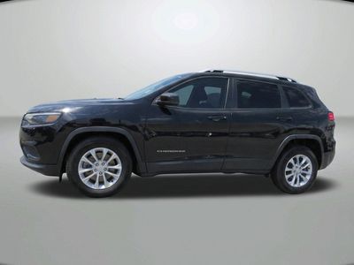 2021 Jeep Cherokee — detail view
