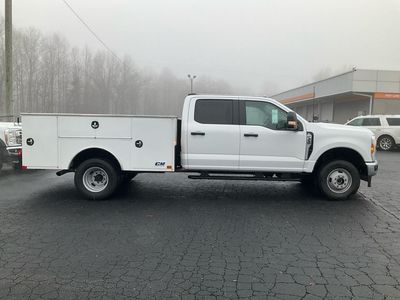 2026 Ford F-350SD — interior view