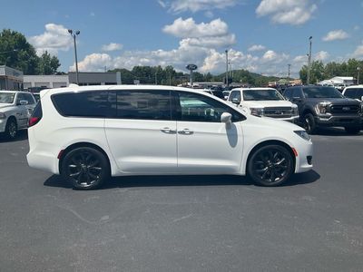 2020 Chrysler Pacifica — interior view