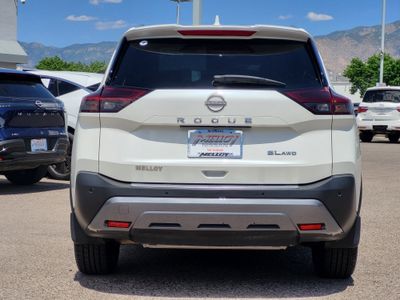 2023 Nissan Rogue — detail view