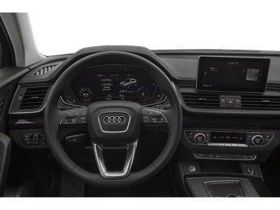 2018 Audi Q5 — interior view
