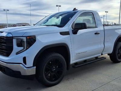 2024 GMC Sierra 1500 — interior view