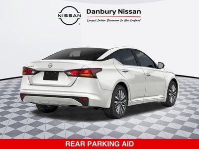 2026 Nissan Altima — side profile view