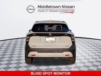 2025 Nissan Kicks — detail view