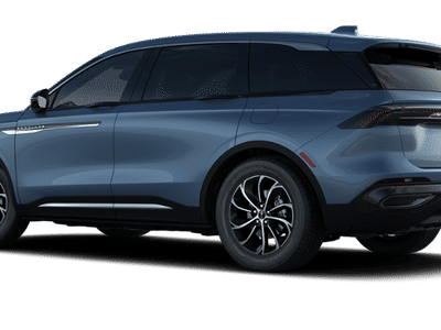 2026 Lincoln Nautilus — side profile view