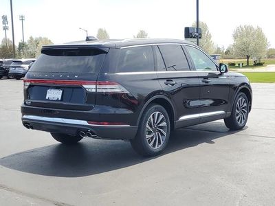 2026 Lincoln Aviator — rear three-quarter view