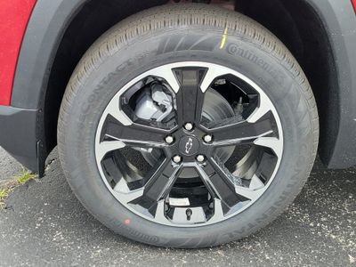 2027 Chevrolet Equinox — detail view