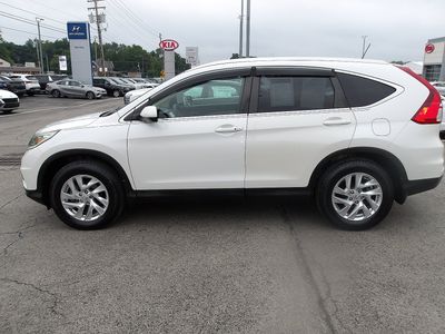 2015 Honda CR-V — interior view