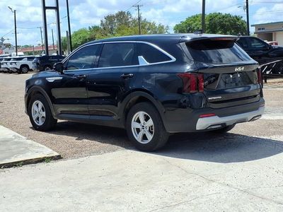 2025 Kia Sorento — rear three-quarter view