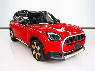 2025 MINI COUNTRYMAN — rear three-quarter view