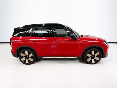 2025 MINI COUNTRYMAN — interior view