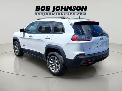 2021 Jeep Cherokee — interior view