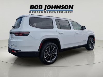 2022 Jeep Wagoneer — side profile view