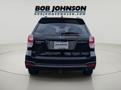 2018 Subaru Forester — detail view