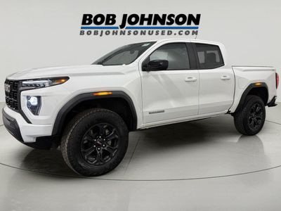 2025 GMC Canyon — detail view