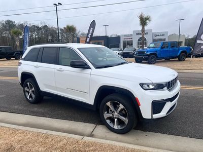 2026 Jeep Grand Cherokee — interior view