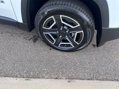 2026 Jeep Cherokee — detail view