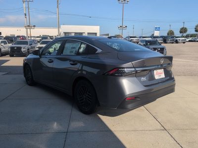 2026 Nissan Sentra — detail view