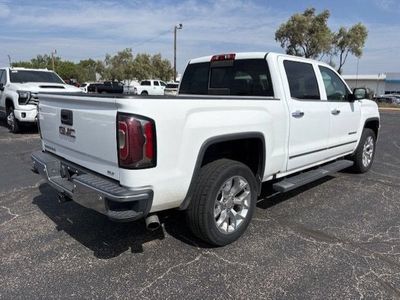2017 GMC Sierra 1500 — interior view