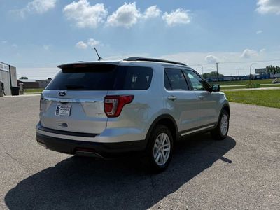 2019 Ford Explorer — interior view