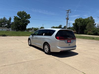 2024 Chrysler Pacifica — detail view