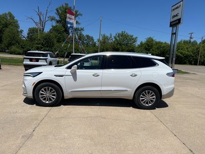 2023 Buick Enclave — detail view