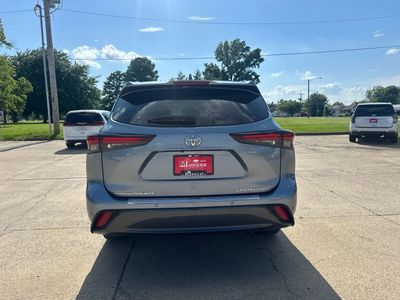 2024 Toyota Highlander — interior view