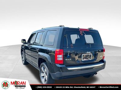 2016 Jeep Patriot — interior view