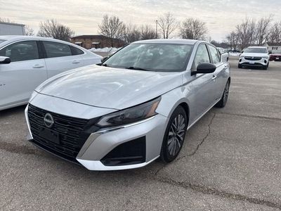2024 Nissan Altima — side profile view