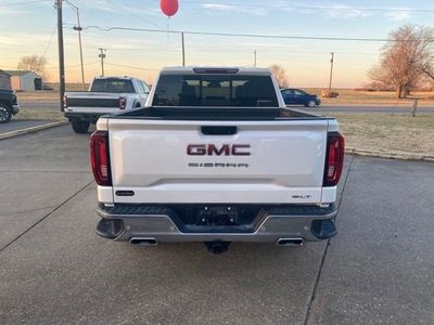 2023 GMC Sierra 1500 — detail view
