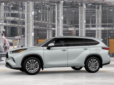 2026 Toyota Highlander — rear three-quarter view