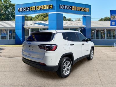 2024 Jeep Compass — detail view