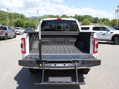 2022 Ford F-150 — interior view